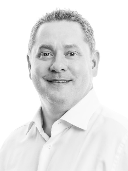 Jay Koster JLL Group Head of Americas Capital Markets and Investor Services 